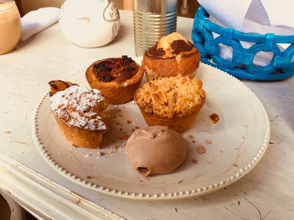 Can You Craft a Perfect Pear Tart Tatin with Homemade Caramel?